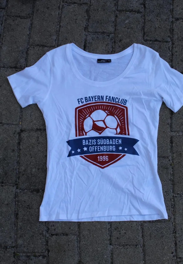 Tshirt Version 1, Vorderseite